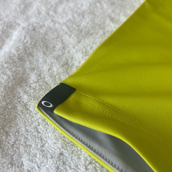 NWT Oakley Short Sleeve Divisional Polo, Neon Yellow, XL - Picture 5 of 7